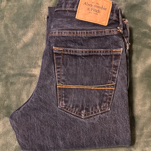 Abercrombie & Fitch Men's Straight Jeans - Dark Wash, Size 28W x 30L (4350) - Picture 11 of 11